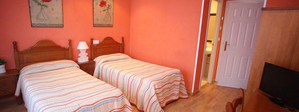 Hostal Vitorina Soria Exterior photo