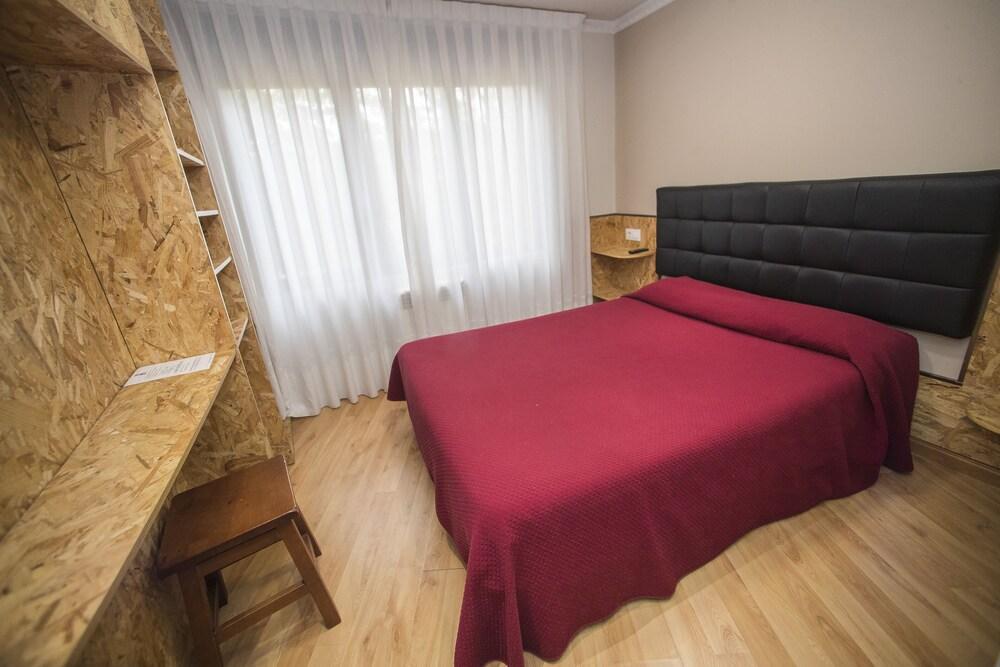 Hostal Vitorina Soria Exterior photo